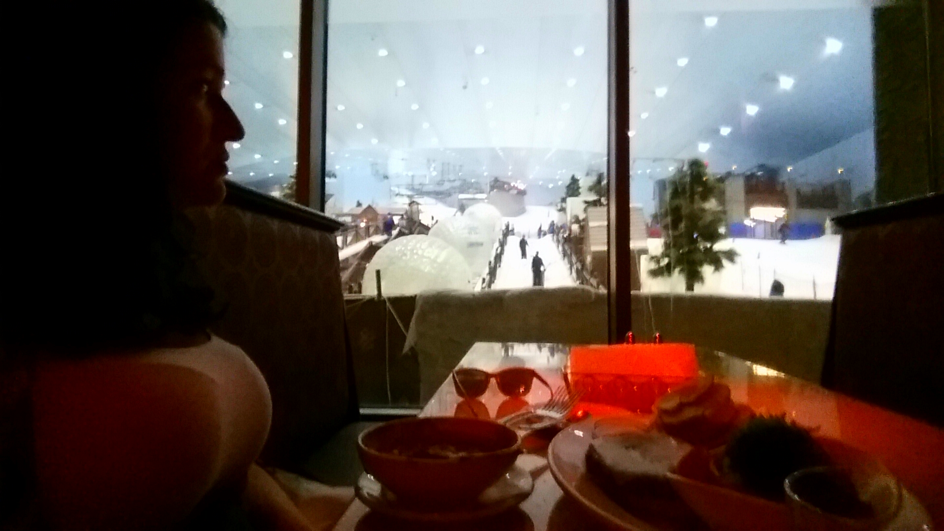 eating dinner with ski dubai as view in uae