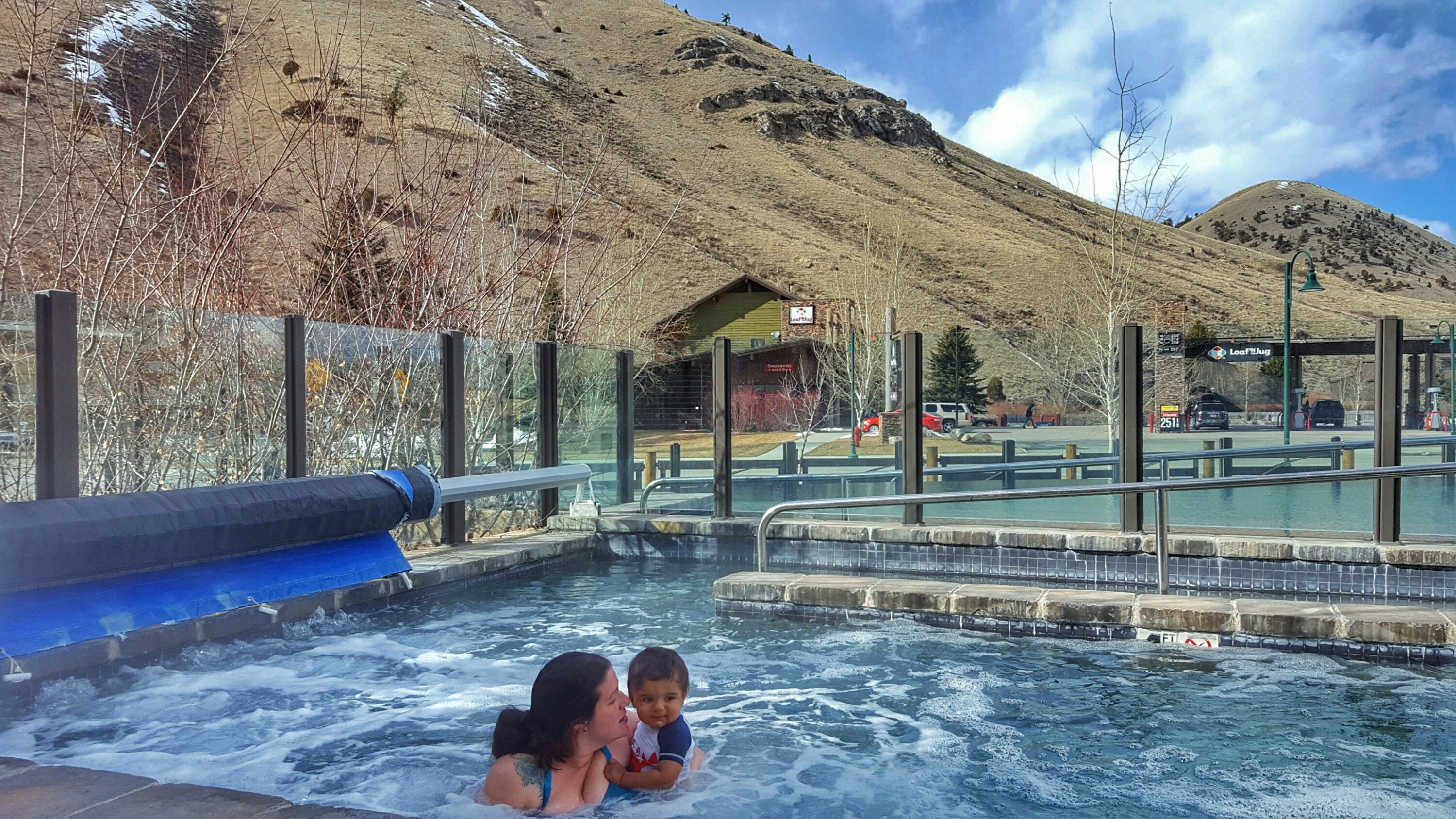jackson hole wyoming hot tub mountains with kids