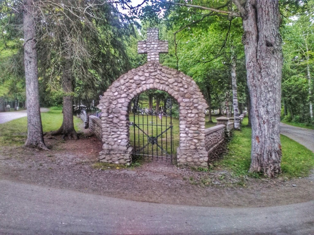 St. Anne's Cemetery mackinac isand 