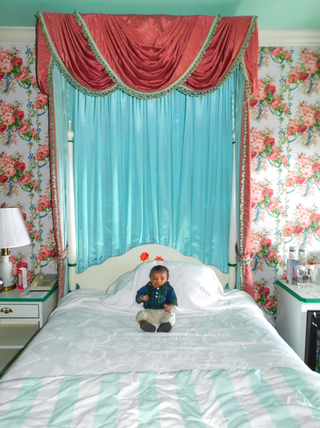 floral guest room  grand hotel mackinac island