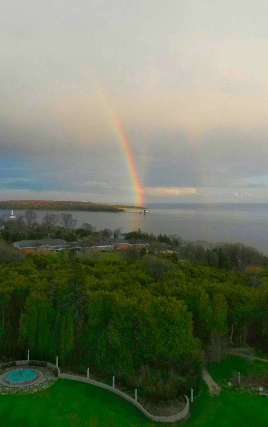 rainbow  grand hotel mackinac island