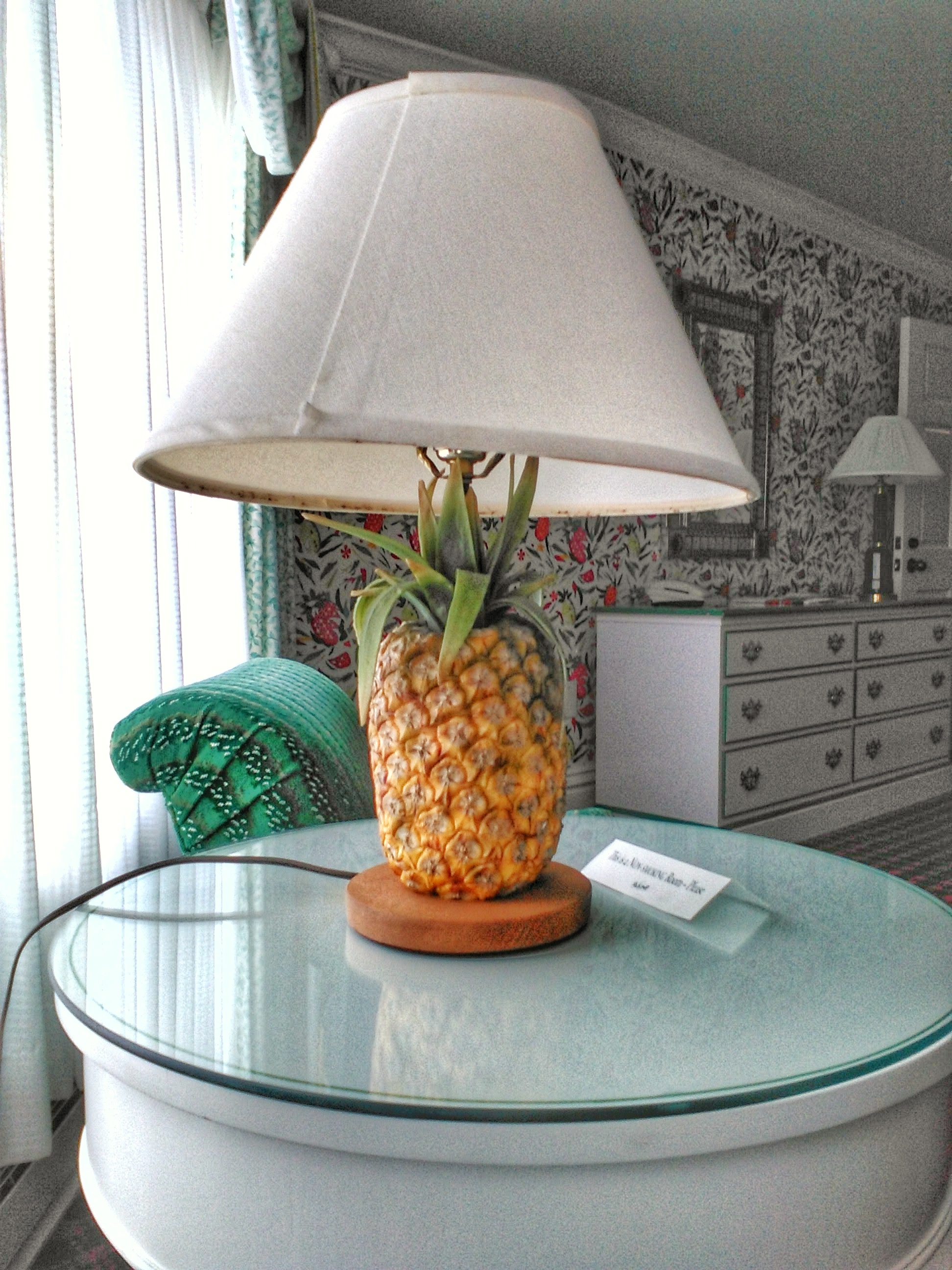pineapple lamp  grand hotel mackinac island