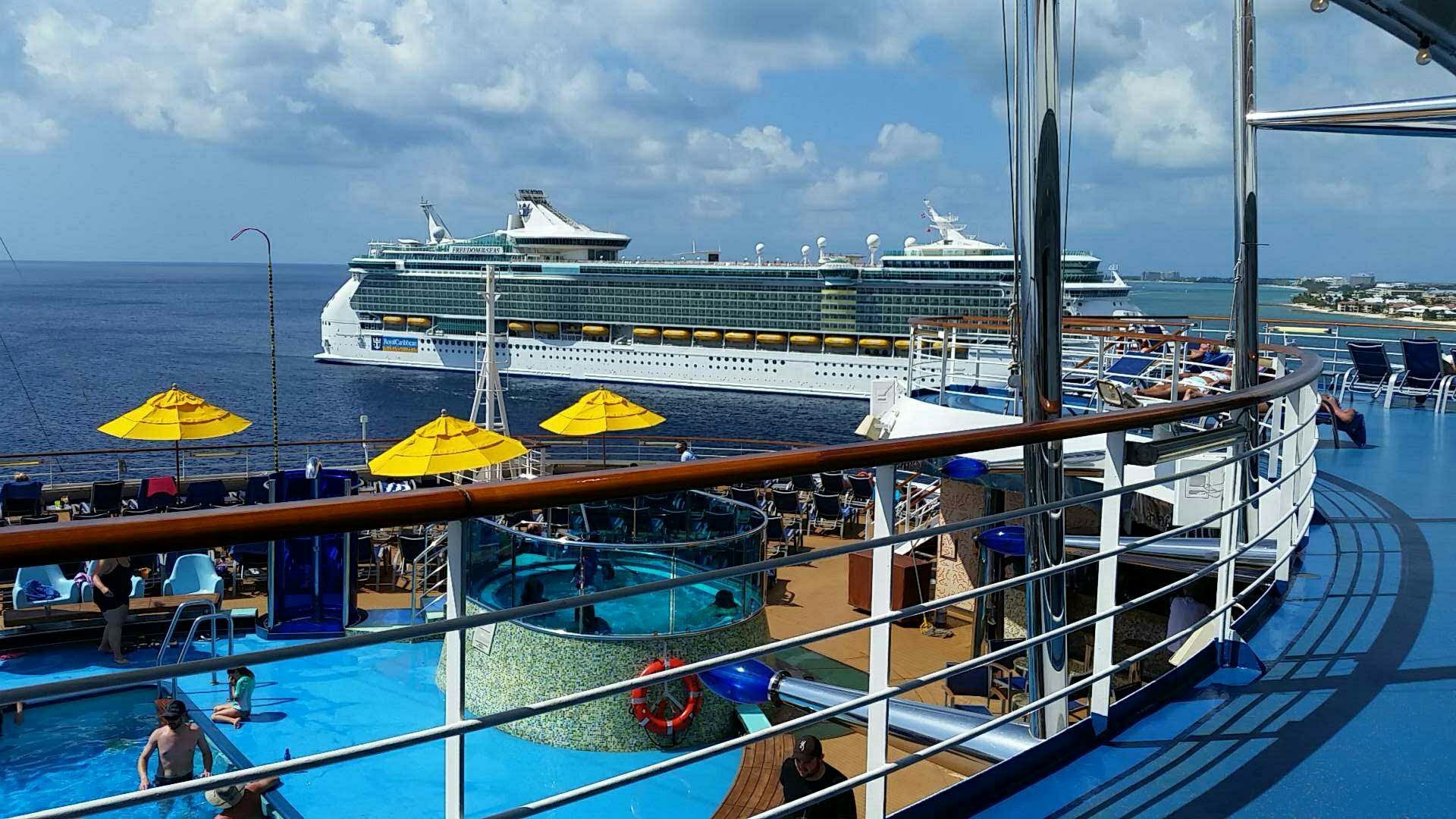 Carnival Pride Pool & Hot Tub