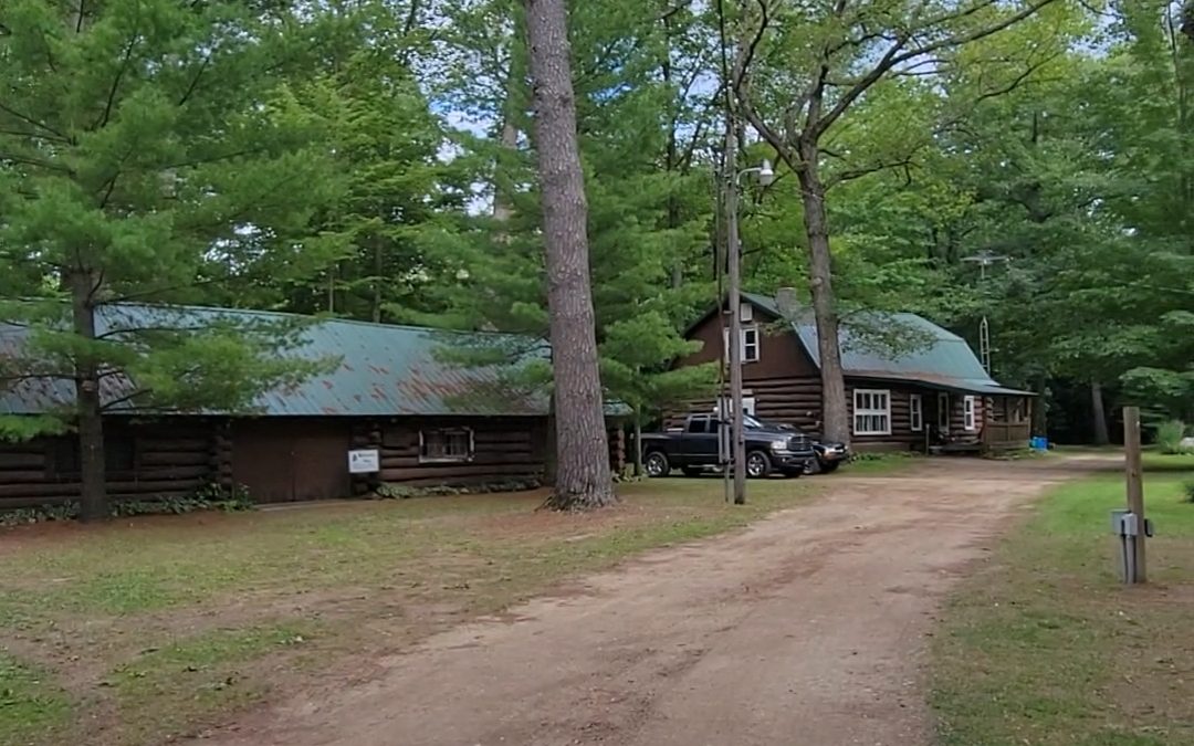 cabin At Lumberjack & Rivermen’s Park