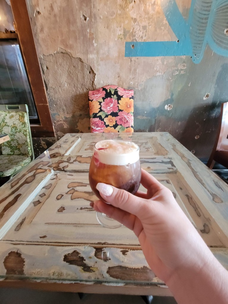 mackinac iced brew at blueowl coffee reotown lansing michigan blogger meet up