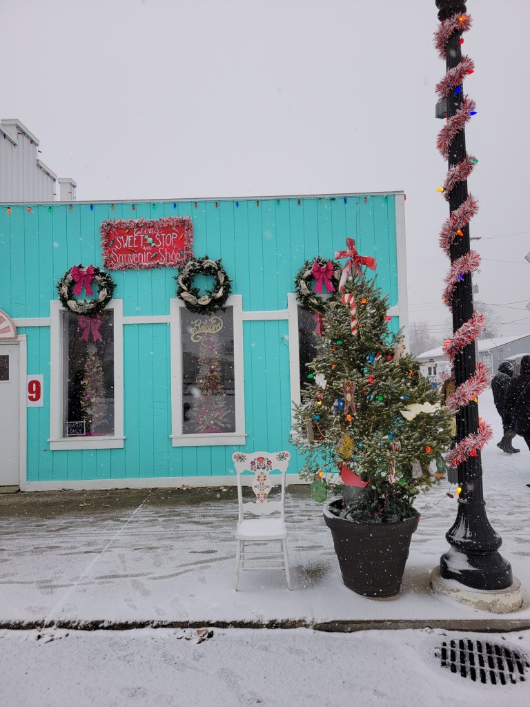 Christmas shopping  Ashley Country Christmas Michigan