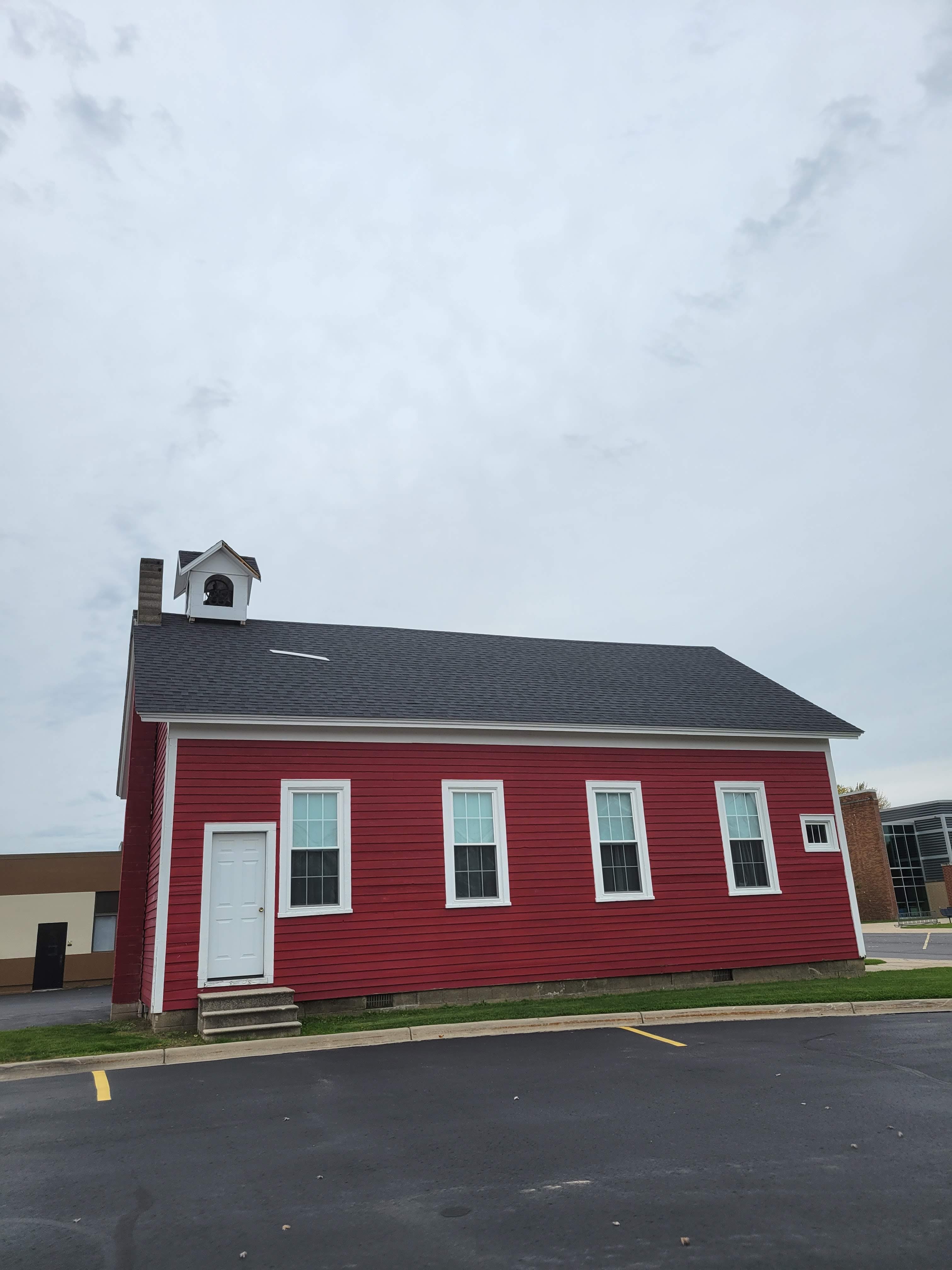 tour little red school house museum in Shepherd Michigan